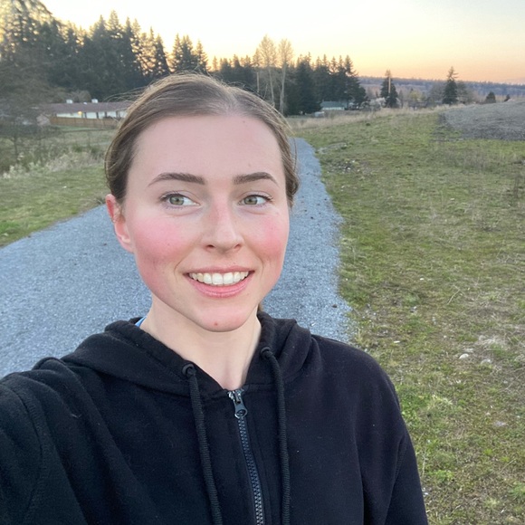 Meet your Posher, Sofiya - Picture 1 of 1